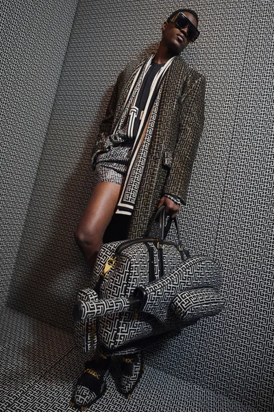 Look 4